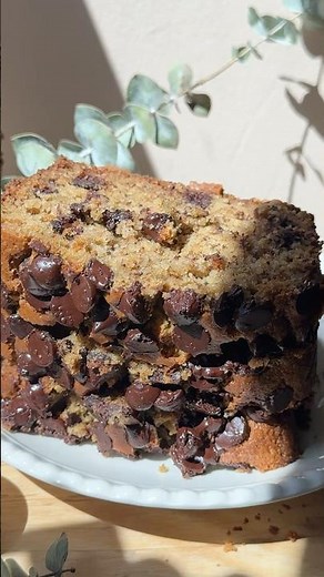 Healthy Chocolate Chip Banana Bread!