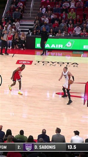 Niko’s late 3 sealed it. COLD 🥶 | Miami Heat