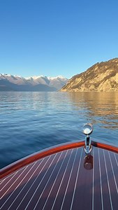 WINTER CLASS in Lake Como✨ Timeless Quiet luxury. book now 4 hrs your private luxury Cruise , tap the link in bio The Dolce Vita Wooden Boat Experience Private Tour from Varenna – Inspired by Classic Italian Craftsmanship Step inside a world of refined elegance, where every detail speaks of Italian tradition and timeless style. Inspired by the finest classic wooden boats, our lounge features hand-polished mahogany, soft leather upholstery, and deep-buttoned cushions crafted for comfort and beaut