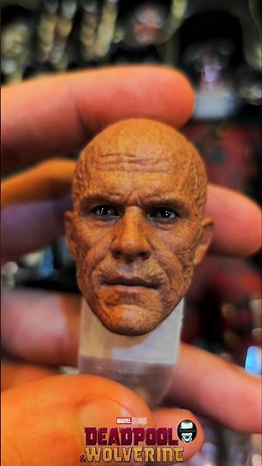 Hot Toys Deadpool (Battling Version) 1/6 Collectible Figure - Deadpool & Wolverine Unboxing Review