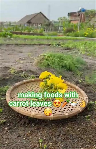 making foods with carrot leaves 😍🥕🍲👌😋#MakingFoodsWithCarrotLeaves #VillageCooking #HomemadeFood