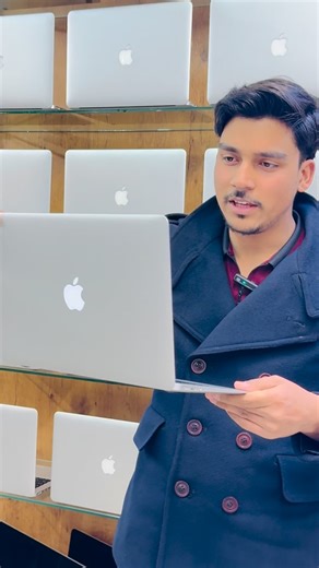 AK LAPTOP STORE | Apple MacBook Air (13-inch, 2017) Processor: Intel 1.8 GHz dual-core Core i5 Storage: SSD 128GB Graphics: Integrated Intel HD Graphics... | Instagram