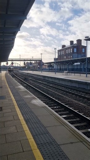 170514 2A18 1054 Nottingham to Matlock arriving into Derby
