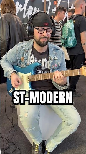 Riccardo Gioggi going funky on the ST-Modern 🕺🏻🪩 #harleybenton #funkguitar
