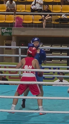 축하한다 김민희선수 더 열심히 해라 #챔프복싱아카데미 #boxing #대한복싱협회 #유튜브 #권투 #맛집 #여행 #김민희 #회장배 #복싱대회 #결승전 #울산 #청양