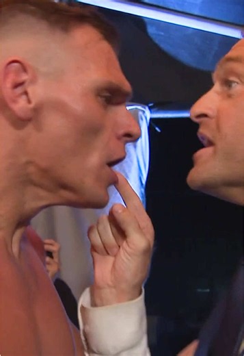 woah woah woahhhh ✋ #WWENOC #WWE #Gunther #NickAldis | WWE Night of Champions 2026