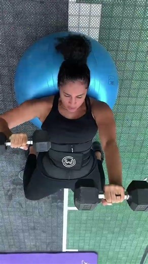 Waist sculpting waist trainer and workout routine for the girlies 💪🏽