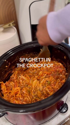 Crockpot Spaghetti: Easy Weeknight Dinner