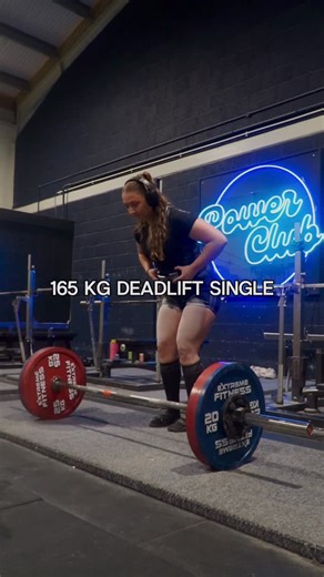 Emily Gillanders on Instagram: "The speediest this has moved in a while 🥹 #powerlifting #powerliftingmotivation #strength #deadlift"