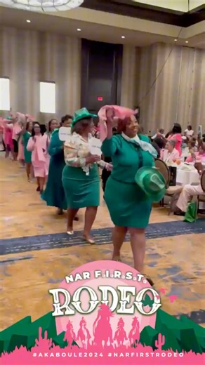 🎓💚 EAF Luncheon at AKA’s 71st Boule: Empowering futures! 💗✨🌟 EAF’s mission: Scholarships, fellowships & community impact! The Alpha Kappa Alpha Sorority, Incorporated® Educational Advancement Foundation (EAF) provides scholarships, fellowships & funding for vital research. Every donation counts, whether you’re a sorority sister, partner, or supporter!Our International First Vice President, Charletta Wilson Jacks led our inspiring EAF Parade. 👑📱 Support education: Donate at akaeaf.org From 