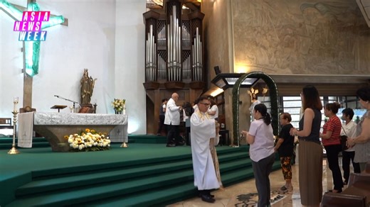 The Philippines is the only country, other than the Vatican, where a married couple cannot legally end their marriage. A new bill looks set to change the divorce law in the Catholic-majority country, but how likely is it to happen? Read more: https://www.abc.net.au/news/2024-09-21/why-filipinos-are-campaigning-to-legalise-divorce/104331936 | ABC Asia