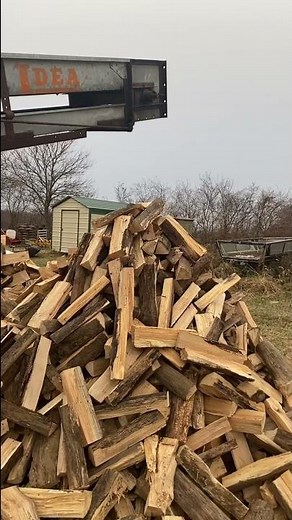 Walk around of the new idea hay elevator converted for firewood elevator