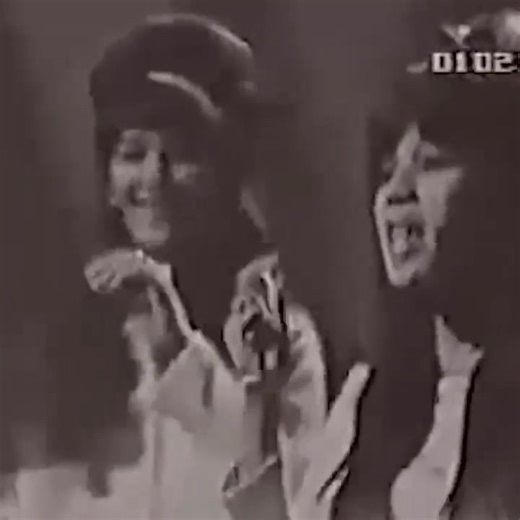 Ronnie and The Ronettes were “All Shook Up” during their appearance on Shindig! in 1965. | The Ronettes