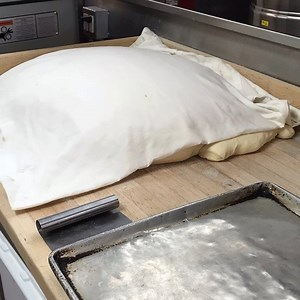 Time to make the Doughboys! #iggysri #iggyswarwick #iggysnarragansett #itsalwayssummeratiggys #doughboys #yummy | Iggy's RI