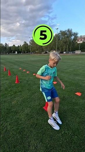 Cone Coordination & Sprint Drill 🚀 #agilitytraining #footworkdrills #soccerkids #danielfootballstory
