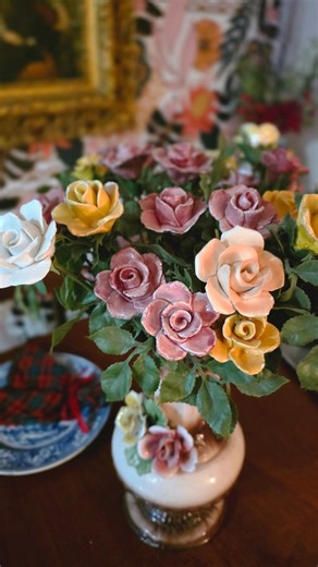 L+B Wildfinds on Instagram: "36 Capodimonte roses on individual stems placed in a capodimonte Vase! Now for the hard part... offer the entire set up in one price or separate the roses and offer themindividually? What would you do? #capodimonte #italy #italian #porcelain #italianporcelain #florals #vintage"