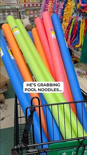 Save your pool noodles for Christmas! 🎅
