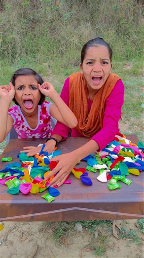 Anaya Ne rokar papa ko laga Diya 😂😃☺️👍👍