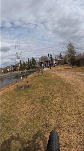 People Think Canada Looks Like This? 🇨🇦 | Edmonton Bike Tour #Shorts