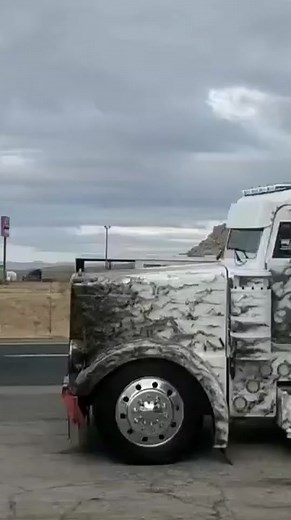 Custom Semi Truck Rigs Showcase