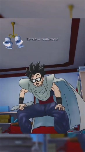 Gohan can't handle Piccolo's clothes anymore 😆
