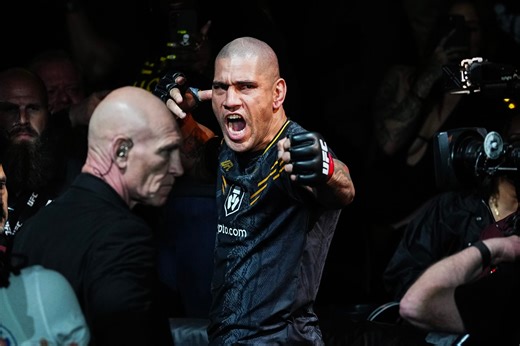 Alex Pereira responds to Jiri Prochazka's claim that he uses 'magic' and 'spirits' to win fights