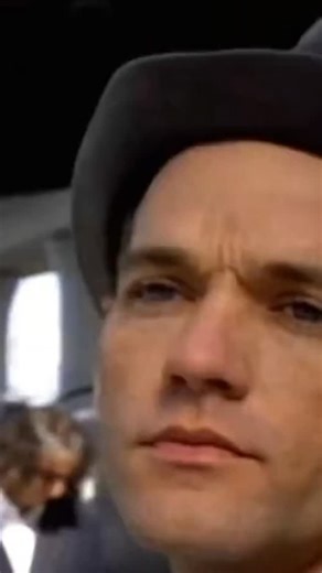 On this day in 1992, R.E.M. released their eighth studio album “Automatic for the People.” #rem Mare, on siguis, feliç aniversari! ❤️ Mom, wherever you are, happy anniversary! ❤️ Mamá, donde quiera que estés, ¡feliz aniversario! ❤️ | Gerard Sanchezz