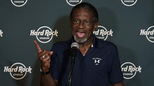 Mercury Morris, part of Dolphins' two Super Bowl wins and their perfect season, dies at 77