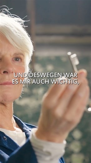 Heute steht die Welt kurz still. Ein Tag, der schmerzt – und aufrüttelt. Gewalt gegen Frauen ist kein Randthema, sondern eine Wunde, die wir als Gesellschaft heilen müssen. „Lioness“ ist meine Stimme dazu: Ein Ruf nach Stärke. Ein Aufstehen. Ein Erinnern daran, dass jede Frau ein eigener Schutzwall, ein eigenes Feuer, eine eigene Löwin ist. Möge dieser Tag Mut geben. Möge er laut machen, was zu lange leise war. 🧡🫶 #TagGegenGewaltAnFrauen #OrangeTheWorld #EvaHabermann #Lioness #StopViolence #So