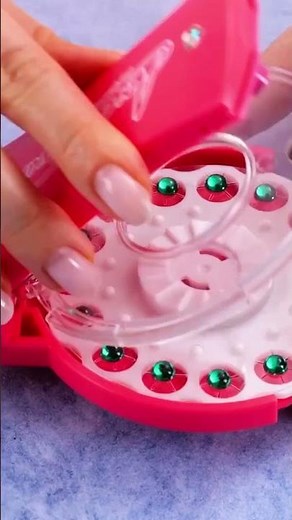 😆 From plain to POP in seconds — who else loves effortless glam?