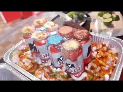 charola de cervezas con camarones