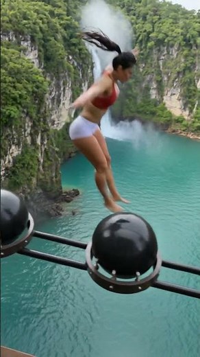 The floor dropped… and she still had to climb 😳 #ExtremeChallenge #WaterChallenge #FearOfHeights