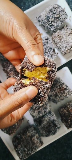 Delicious Lamington Recipe with Chocolate Sauce | Easy Baking