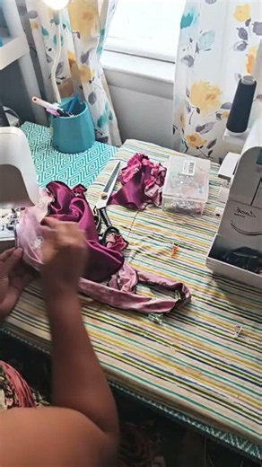 DIY durag sewing tutorial with stretchy fabric