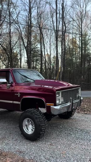 Stunning 1986 Chevrolet K10 Silverado with Lifted Wheels