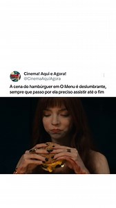 A cena do hambúrguer em O Menu é um dos momentos mais brilhantes do filme. Depois de uma noite inteira de tensão psicológica, Margot (Anya Taylor-Joy) tem um insight genial: ela percebe que o Chef Slowik (Ralph Fiennes) perdeu o prazer de cozinhar. Para quebrar esse ciclo de obsessão e violência, ela pede algo simples — um cheeseburger, feito com amor e não com pretensão. Essa cena é carregada de simbolismo: o hambúrguer representa a volta às origens, a lembrança de porque o Chef começou a cozin