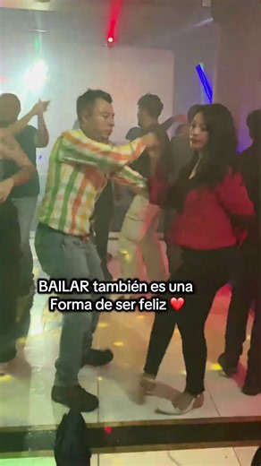 Bailar CUMBIA te hace feliz ❤️ #baile #cumbia #cumbias #parejabailando #bailes #sonideras #bailar