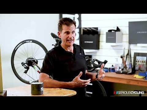 How to check and charge your electronic shifting with Scott at Serious Cycling