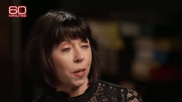 Eileen Walsh talks about how her decades-long friendship with Cillian Murphy translates to the screen. https://cbsn.ws/3OPftlT | 60 Minutes