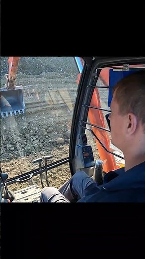 Спуск экскаватора по откосу с уклоном 70°