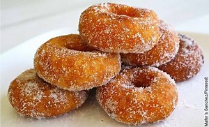 Cómo hacer churros colombianos rellenos con bocadillo y queso