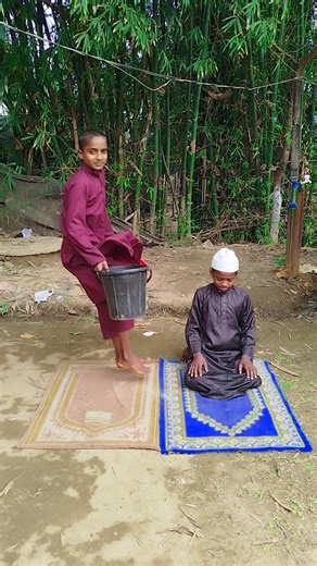 শুধুমাত্র নামাজের মাধ্যমেই নিজের বিশ্বাস পুনর্জীবিত হয় #shorts​ #shortsviral​ #islamic​ #trending​