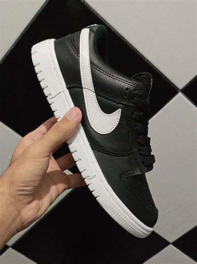 Nike Dunk: The Ultimate Sneaker Style Guide