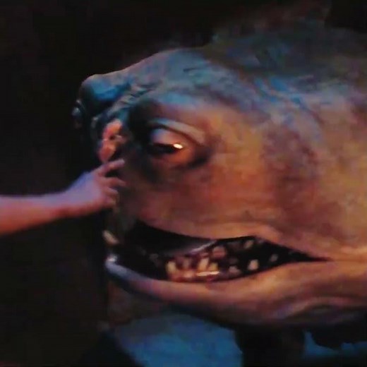 A man was violently attacked by a Martian dog.#movie #shorts