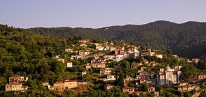 Πάσχα στο χωριό και Μάιος στη Βαμβακού Λακωνίας