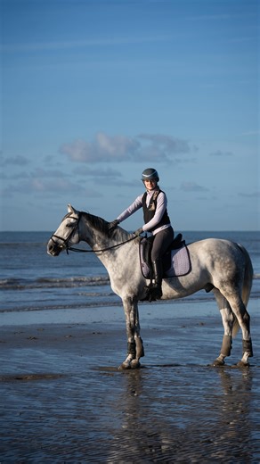 Satisfying Clean with me🧼 in the washbay! #equestrian #horse #cleanhome #cleanwithme #satisfyingcleaning | This Esme
