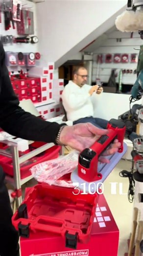 Yeni ürün #shorts #reels #milwaukeetools #samsun #tools #viral #powertools #viral #fayans #diy