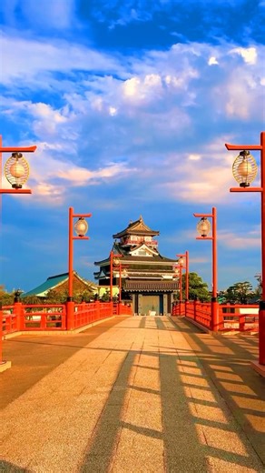 Japanese autumn is a true feast for the senses. Listen to the leaves fall gently, feel the crisp air, and enjoy the bounty of the harvest season, as the vivid autumn leaves transform the landscape into a tapestry of red, orange, and gold. 🍂🍁🧡 Traditional architecture stands in contrast against a breathtaking backdrop, making Japan's autumn scenery a period of profound natural beauty and cultural significance. ✨ Scene 1: Magomejuku, Gifu Scene 2: Yokokura-ji Temple, Gifu Scene 3: Taroubogu, Sh