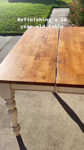 Reviving a 20-Year-Old Kitchen Table with Minwax Stain