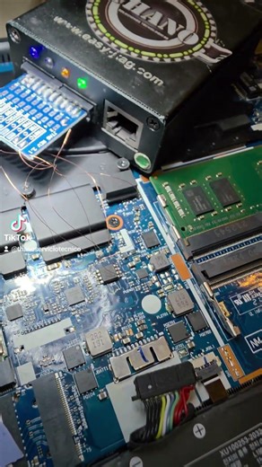 BIOS reprogramming with Easy JTAG #fypviral #technology #cellphones #laptop #bios #computer